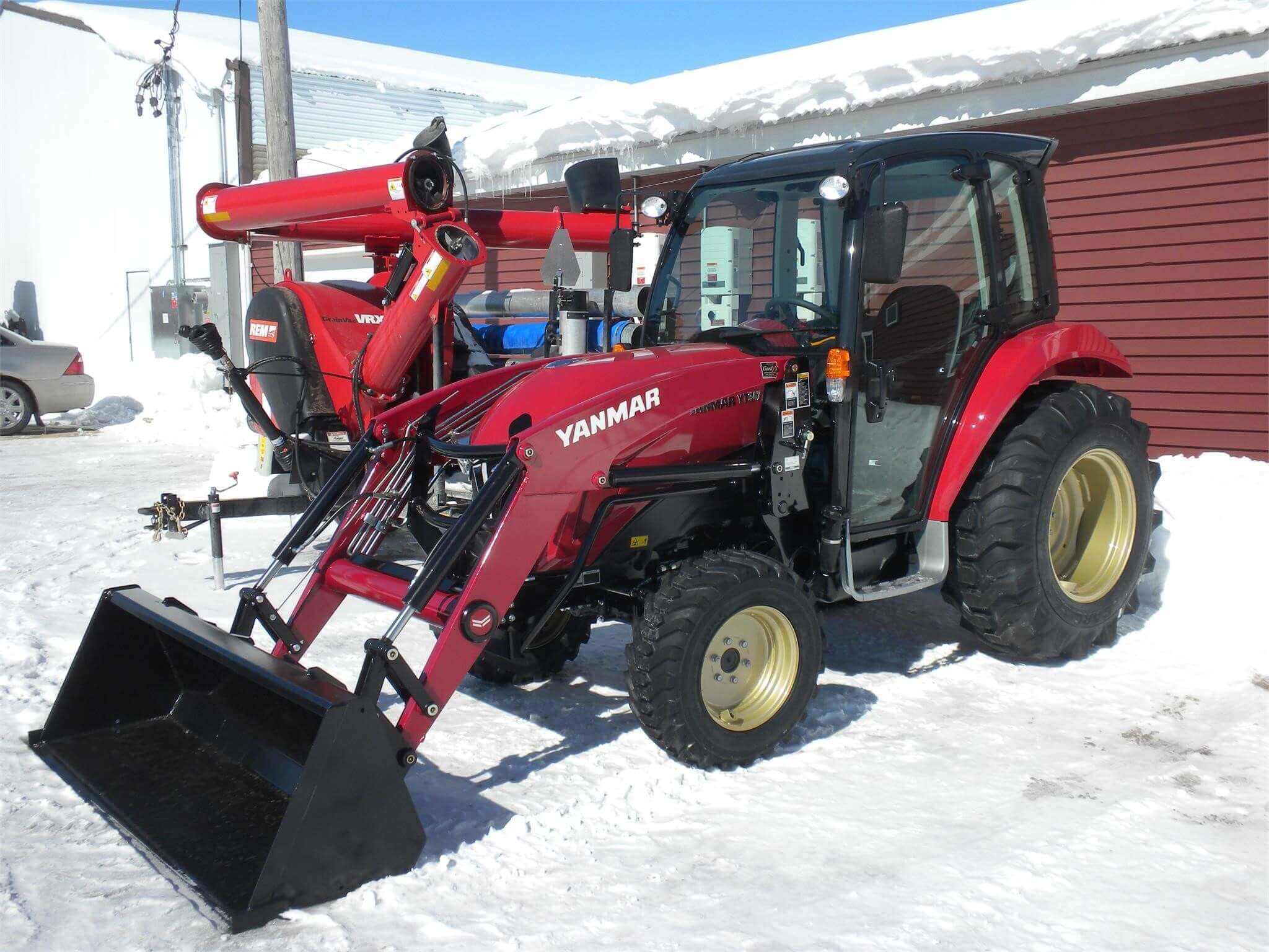 tractor image