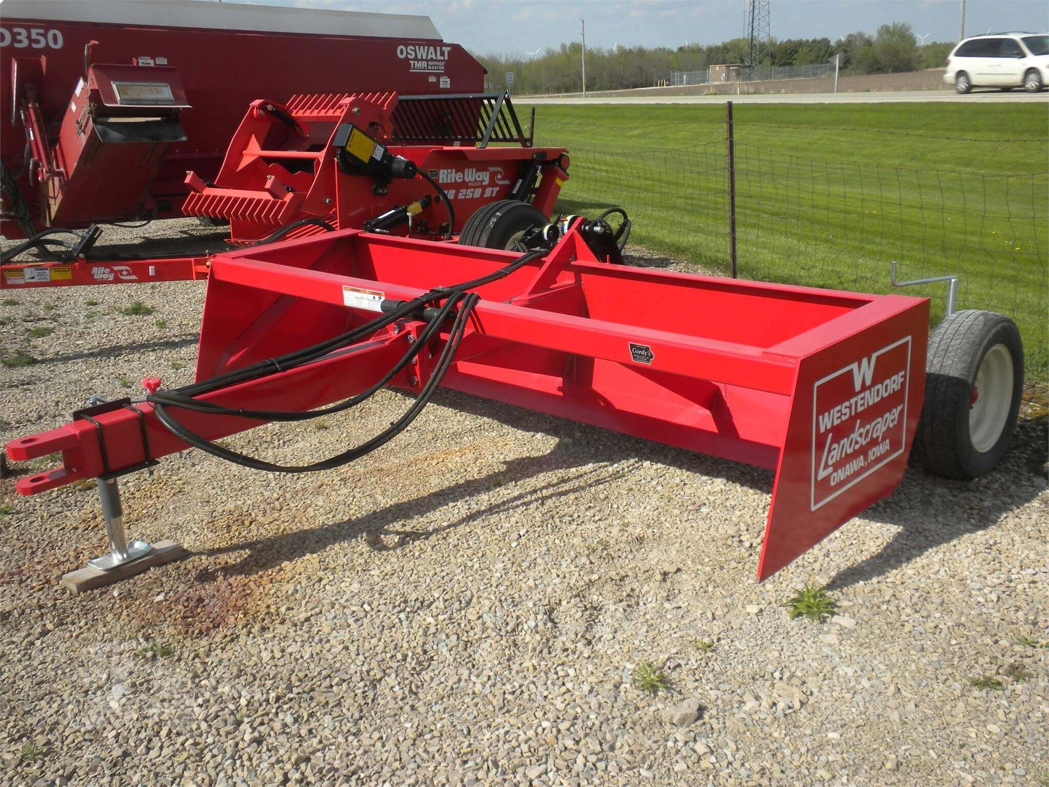 Showroom Gordy's Repair Stacyville, Iowa New & Used Equipment